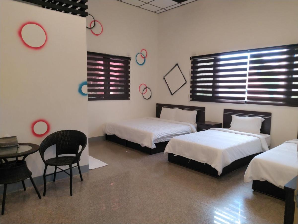 Sun Moon Lake Jinlongshan Bnb Yuchi Exterior photo